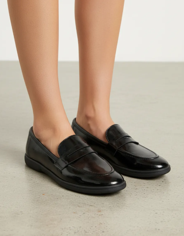 Sapatilha Feminina Verniz Moleca 5819.100