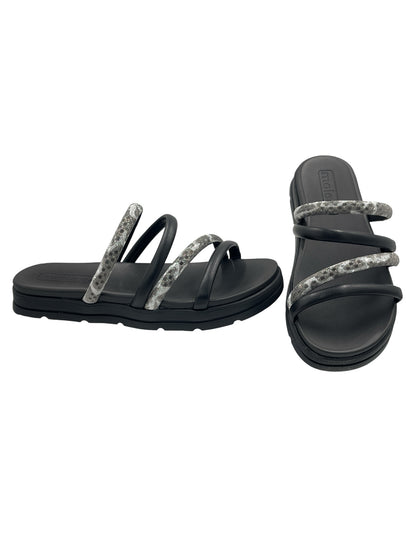 Sandália Feminina Slide Tratorada Strass Moleca 5490.110.27647